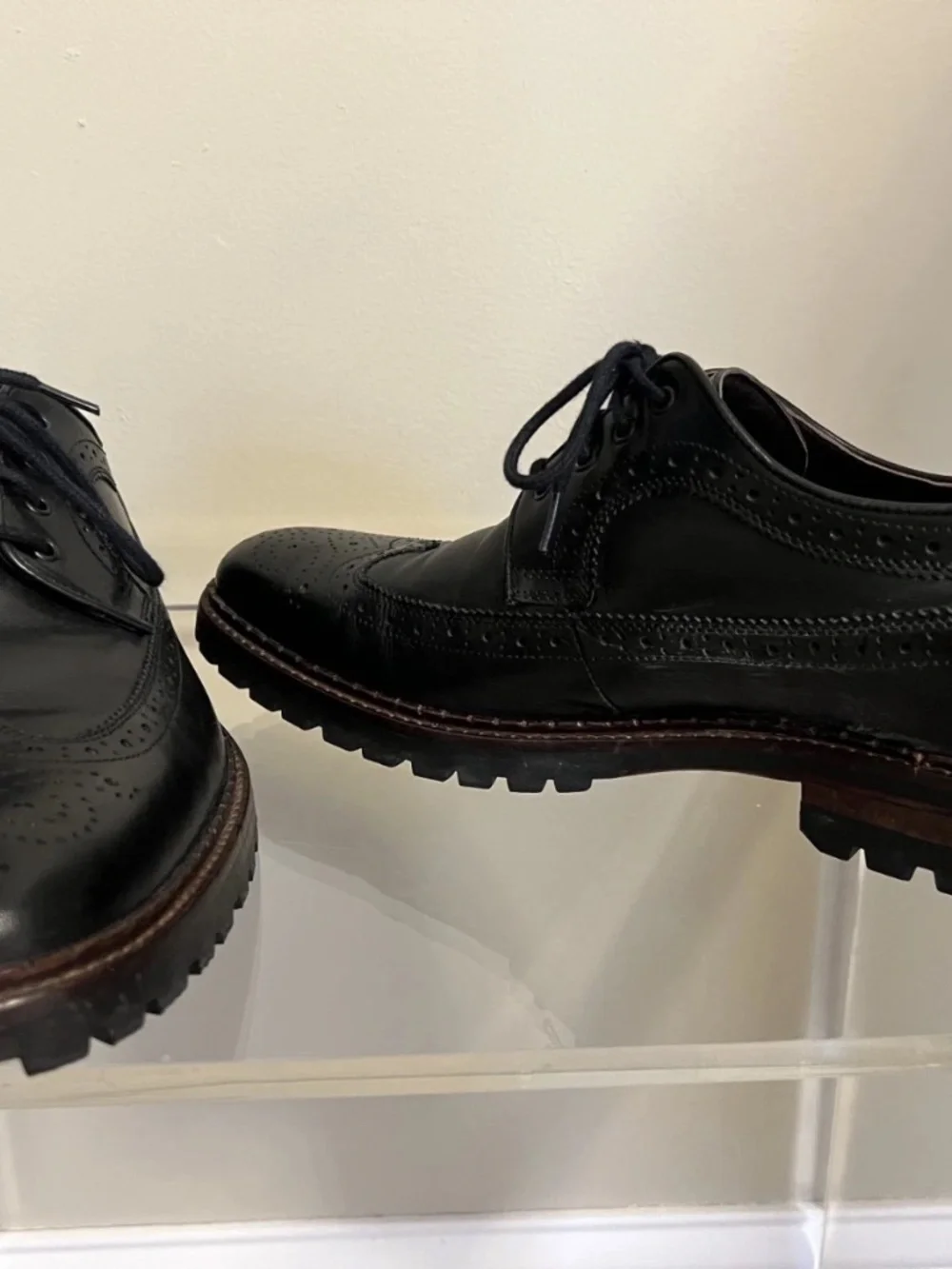 Johnston & Murphy J7M Wigtip Oxford Sheepskin Signature Series Black Men Size 10